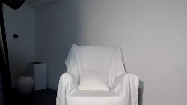 Lily_0000 from StripChat