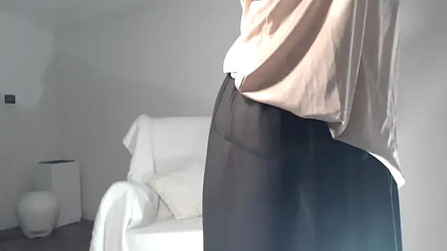 Lily_0000 from StripChat