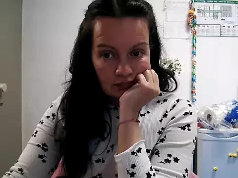 LoveNBloom webcams show profile image 