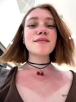 Photos of lucy-joy from StripChat is Freechat
