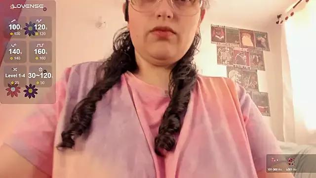 lylah_brosst from StripChat