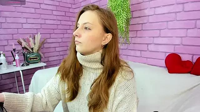 Madelinejakson webcams show profile image 