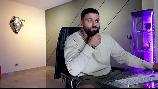 mattmasterss from StripChat