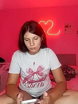 Photos of MeCherryy from StripChat is Freechat