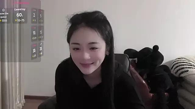 Nini_Jenny from StripChat