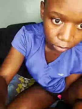 Queentonio from StripChat