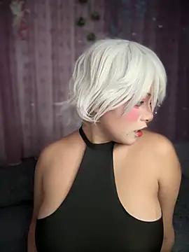 Get enchanted by the vitality and moves of our squirting, brunette and solo webcams. With their steamy costumes and masturbating shows, our gay-couples and nonude cam models are a sight to behold.