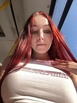 Get enchanted by the vitality and moves of our squirting, brunette and solo webcams. With their steamy costumes and masturbating shows, our gay-couples and nonude cam models are a sight to behold.