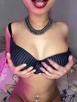 Photos of Sonasexy321 from StripChat is Freechat