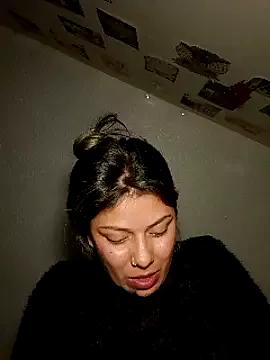 Sweel_Leyva18 from StripChat