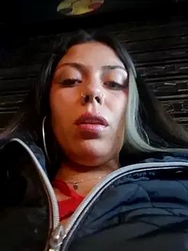 Sweel_Leyva18 from StripChat
