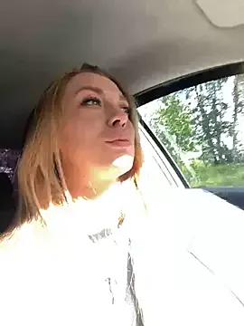 Photos of Sweet___Emily from StripChat is Freechat