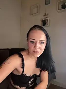 Get ready to be fully captivated with our romantic page. With so many popular entertainers to pick from, you're sure to find the best possible adult live cam model for your kookiest fantasies.