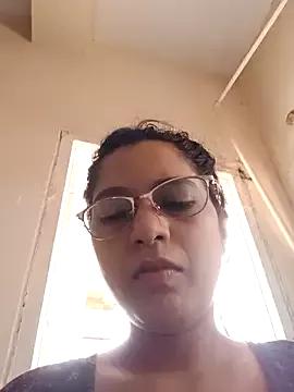 Photos of thanusi_2 from StripChat is Freechat