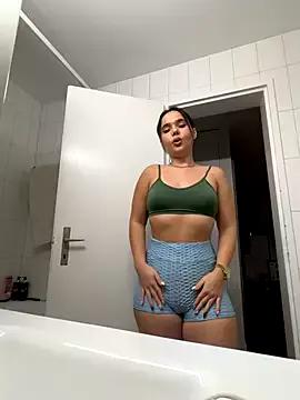 Photos of TheCinderella from StripChat is Freechat