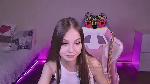 tikkisa from StripChat