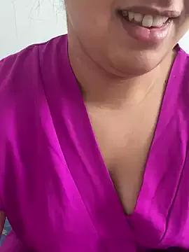 Photos of yassminsexy22 from StripChat is Group