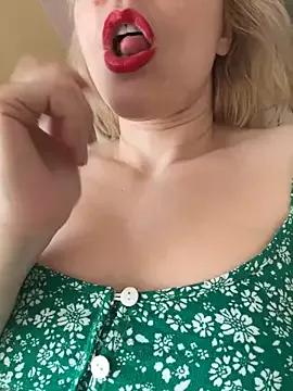 Photos of Yourdirtybitch from StripChat is Private